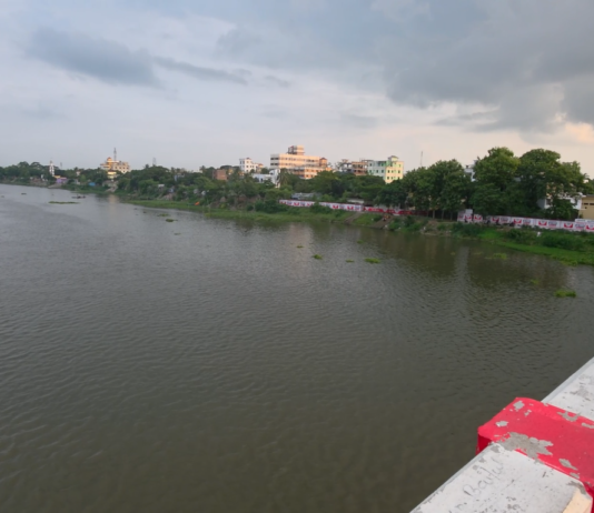 এইডা আমাদের বাউনবাইরা, তিতাসের কোল জুড়ে সোনালি স্মৃতির জেলা