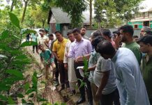 কসবায় খাস জমিতে বাধঁ : কৃষিজমি পানিতে তলিয়ে