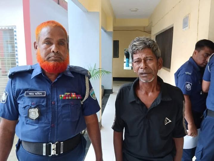 নবীনগরে ৩০ পিস ইয়াবাসহ বৃদ্ধ গ্রেফতার