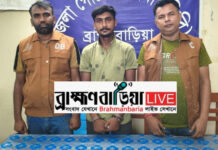 ডিবি’র অভিযানে ১২০০ ইয়াবাসহ যুবক গ্রেফতার, মোটরসাইকেল জব্দ