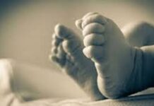 কসবায় রেললাইনে ব্যাগে নবজাতকের মরদেহ উদ্ধার।